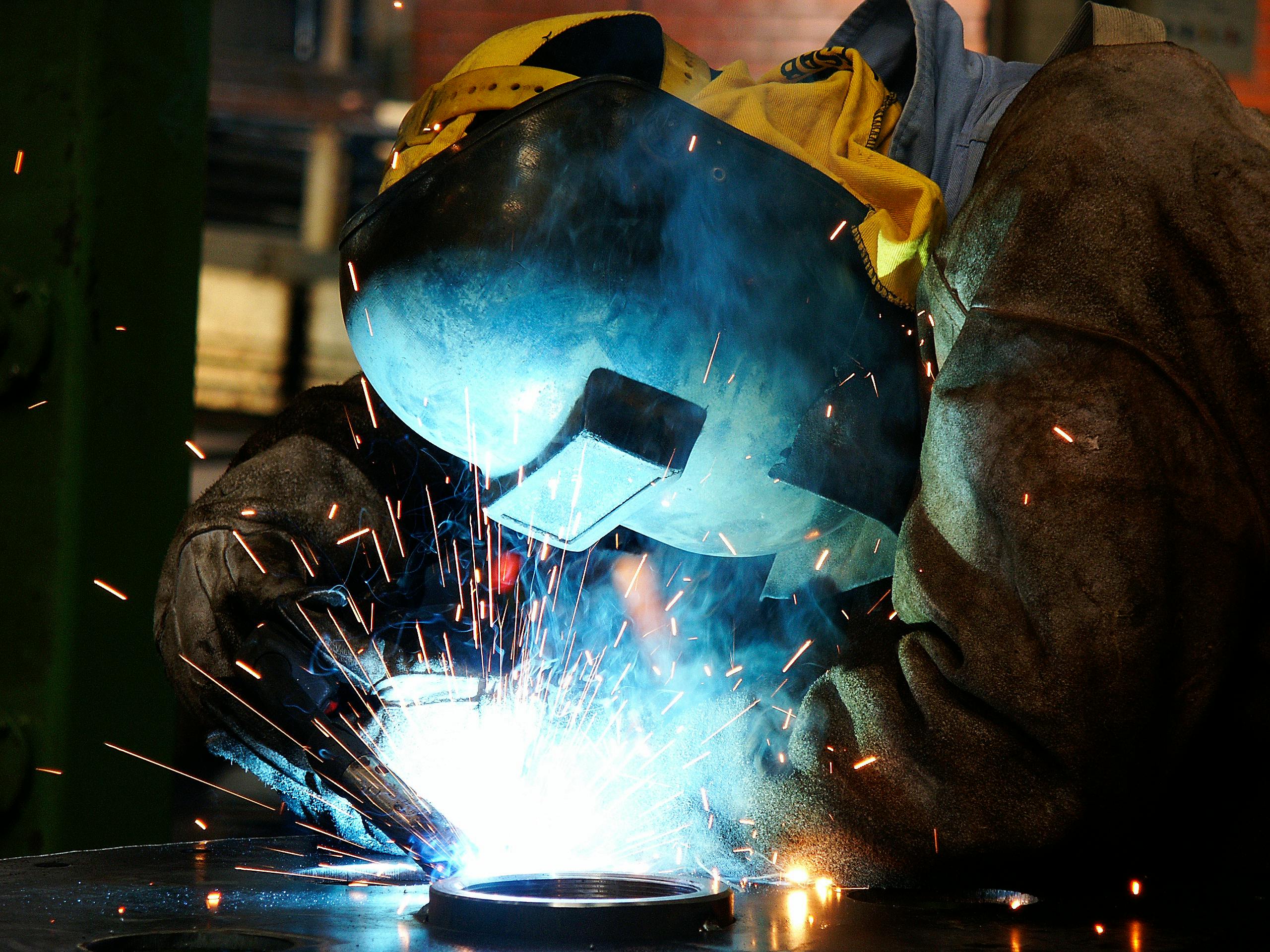 SBOIQ Welding sboiq-welder-welding